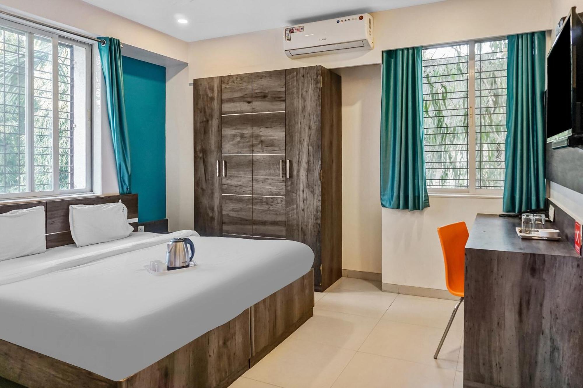 Super Townhouse The Upper Room Near Pune Airport Lohogaon Exteriör bild